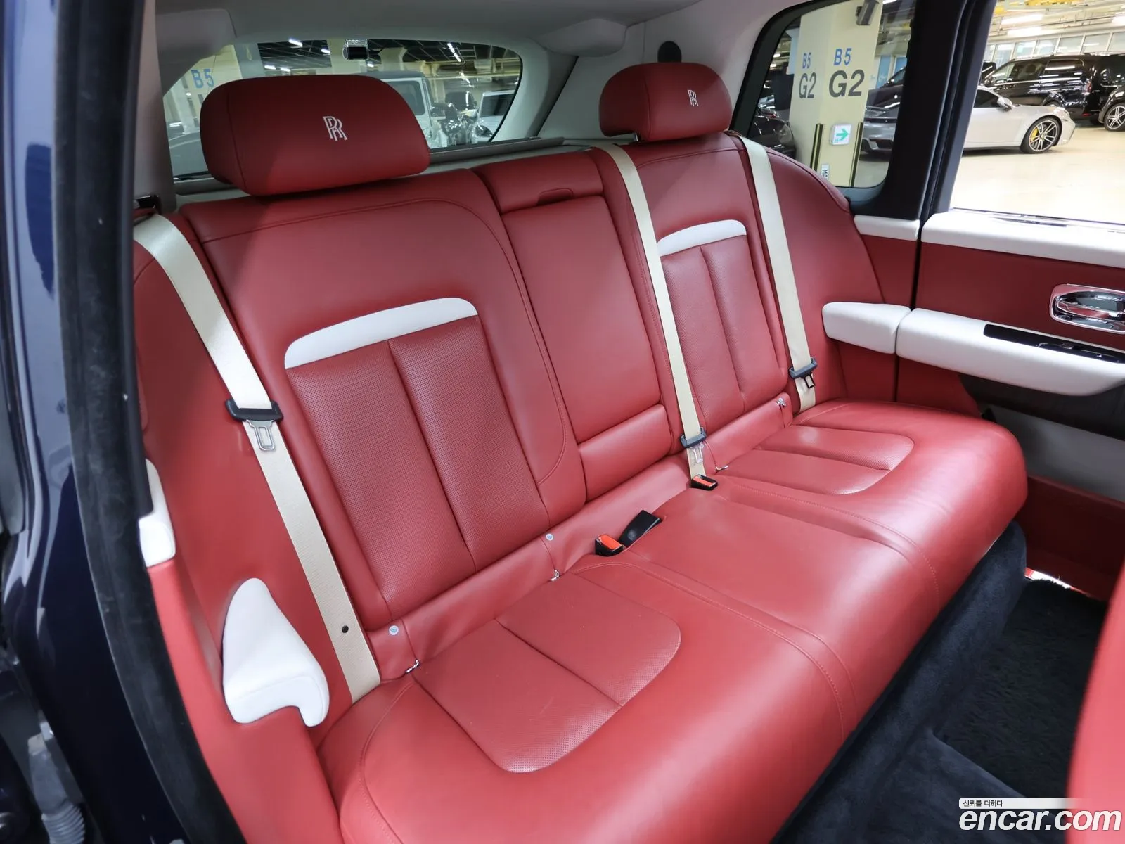Rolls-Royce Cullinan 2019 — 16