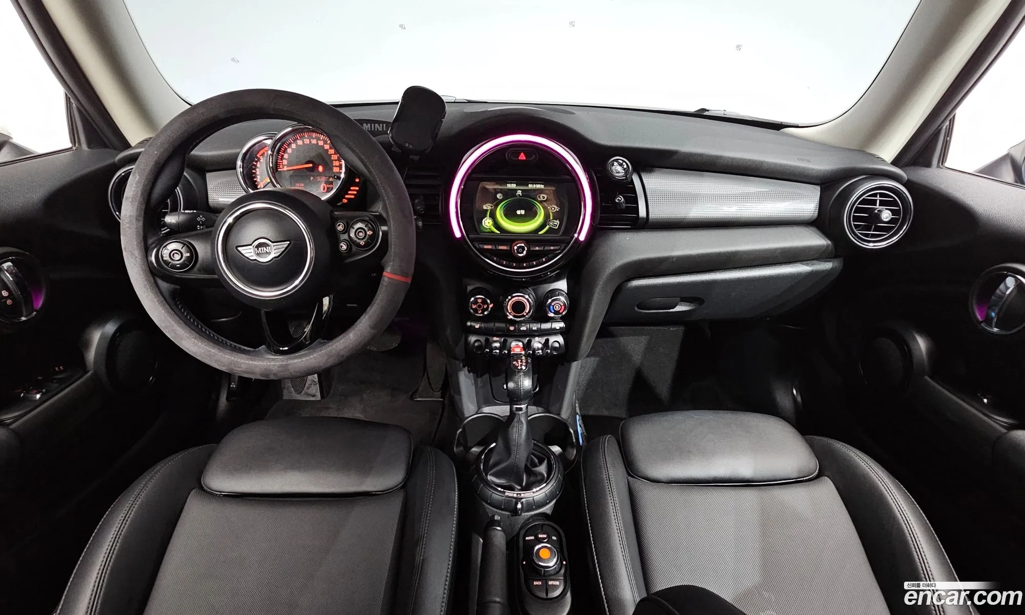 Mini Cooper D 2015 — 2