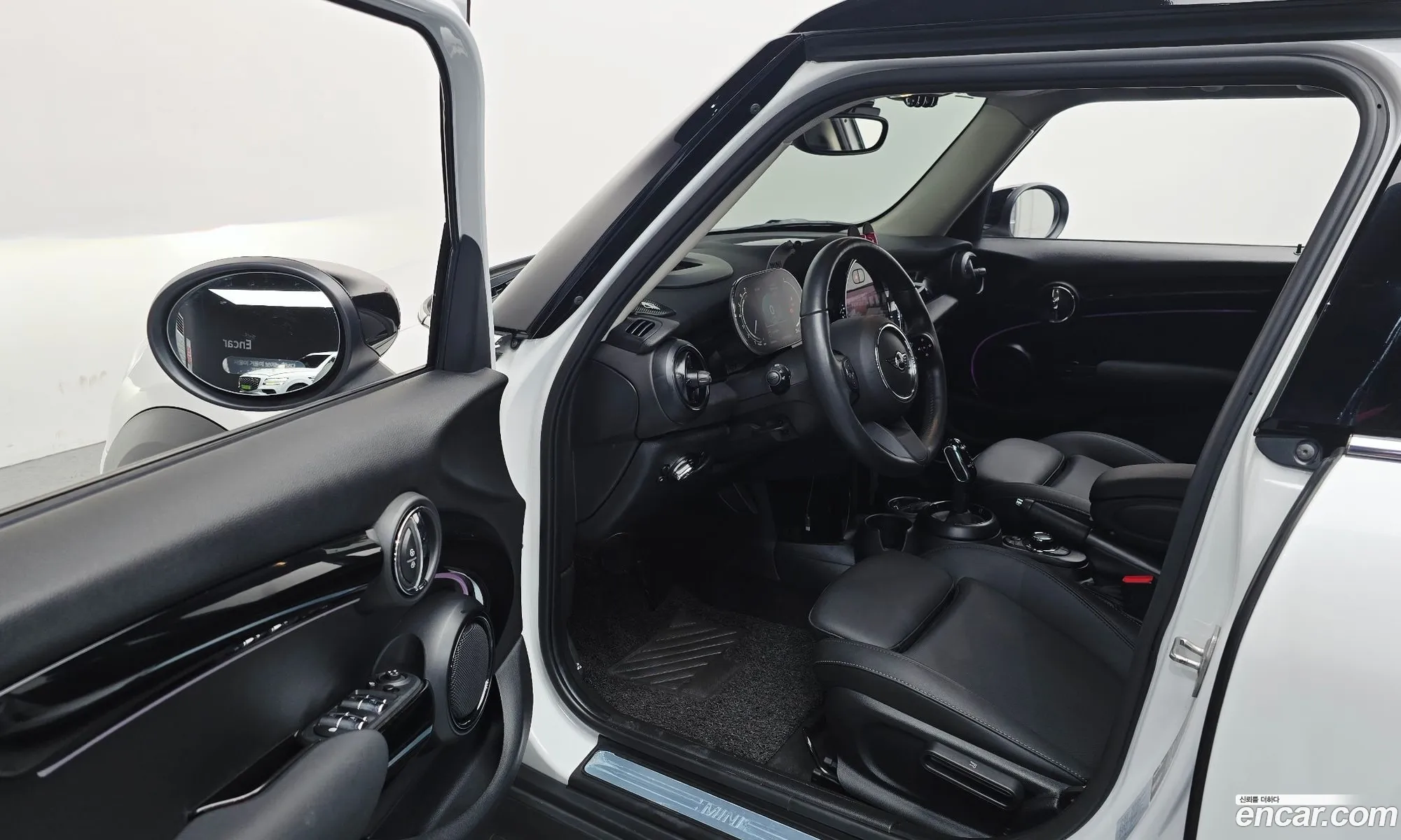 Mini Cooper 2024 WMW41DK0XR2V27335 — 13