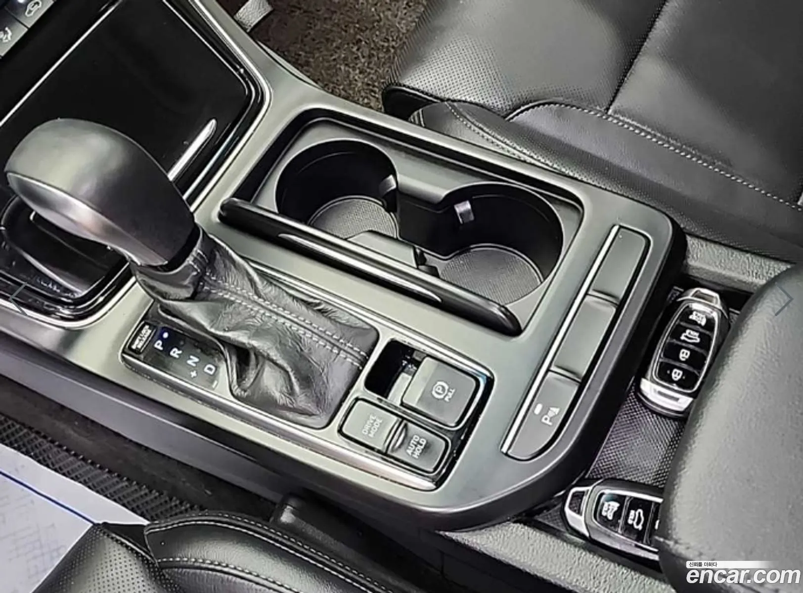 Hyundai Grandeur IG Hybrid 2017 — 10