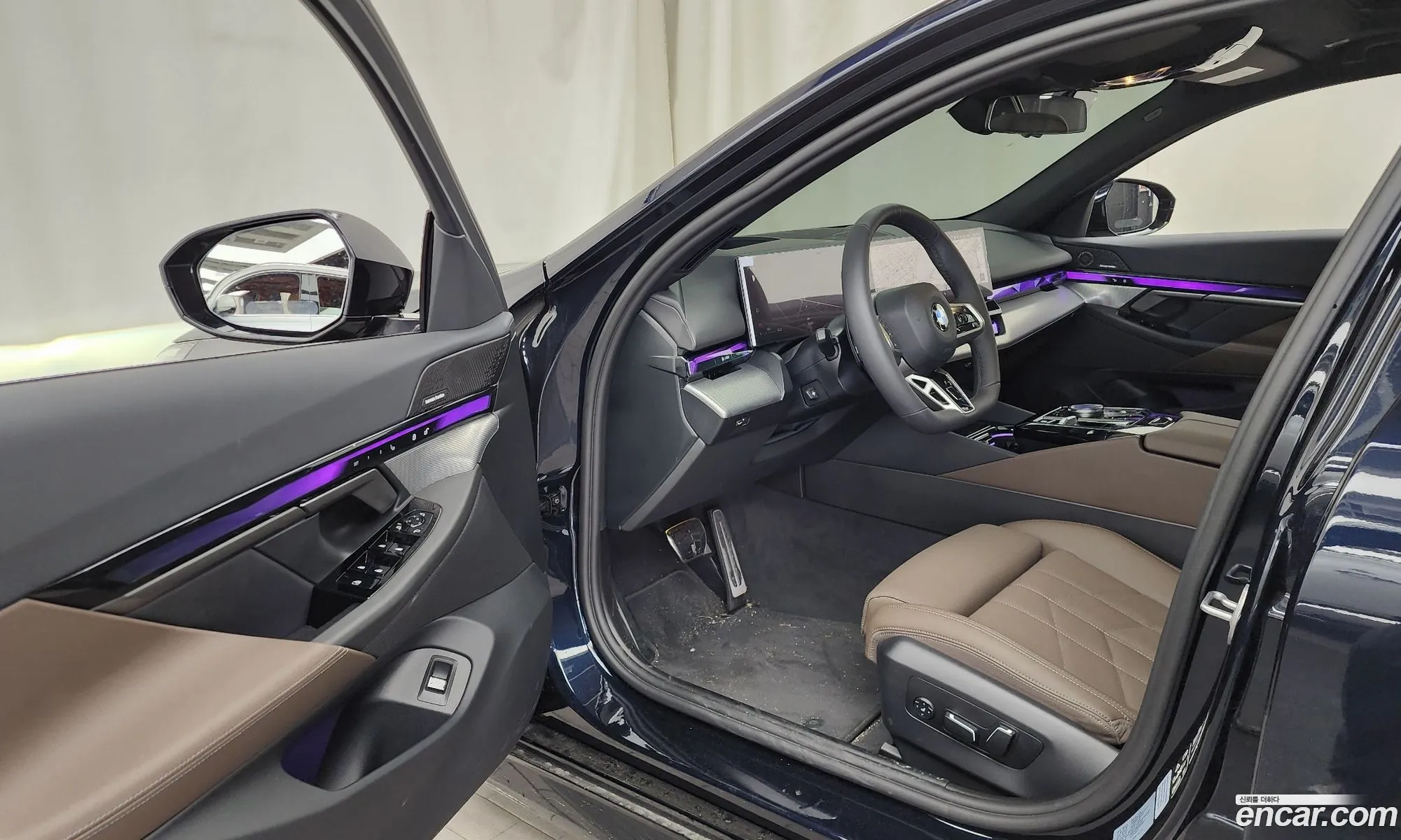 BMW 5 Series 2026 WBA51FL0 — 7