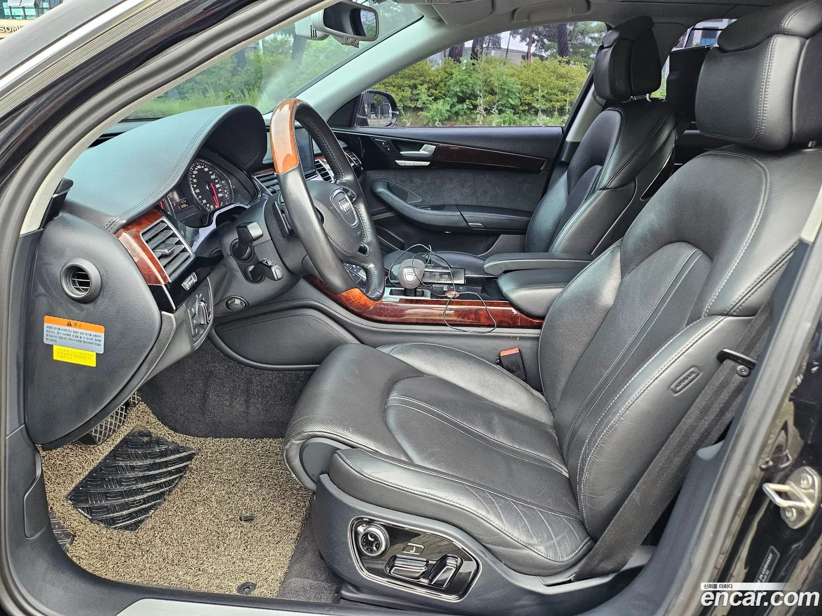 Audi A8 2012 — 10