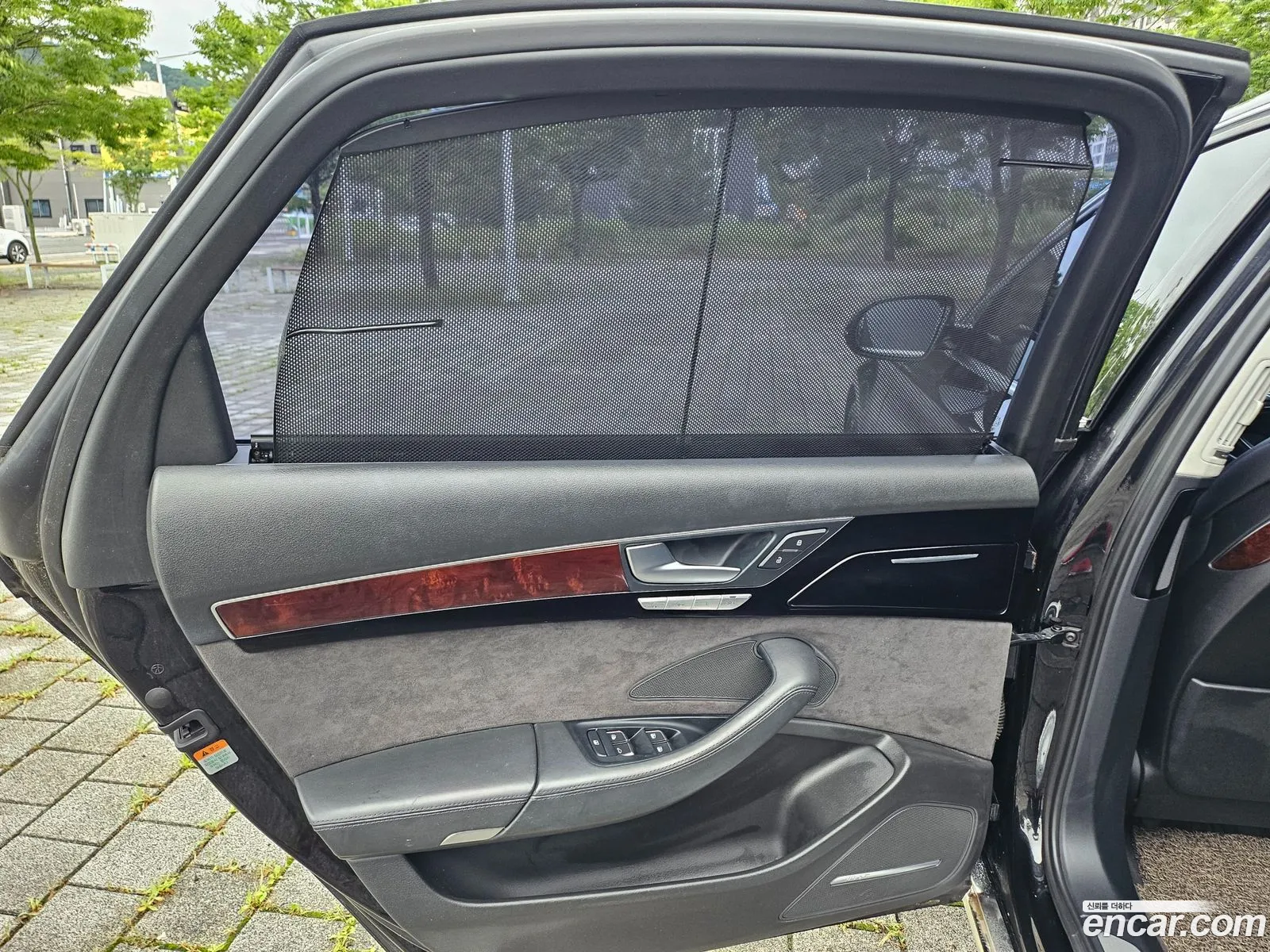 Audi A8 2012 — 14