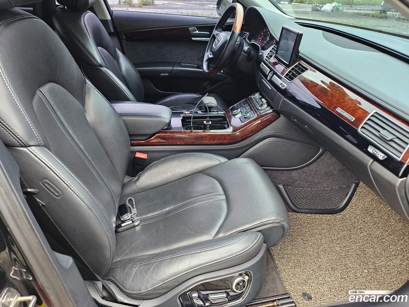 Audi A8 2012 — 9
