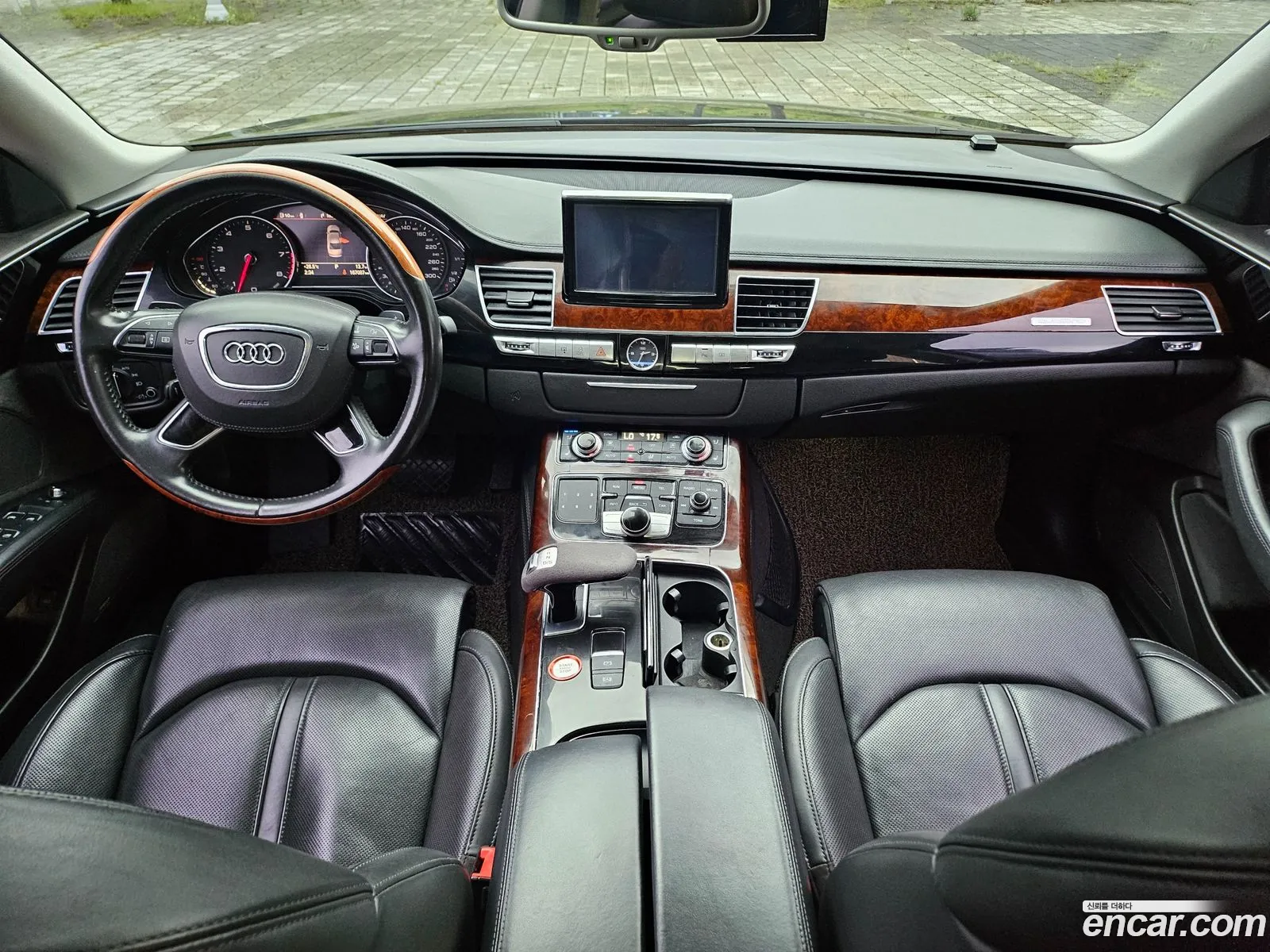 Audi A8 2012 — 4