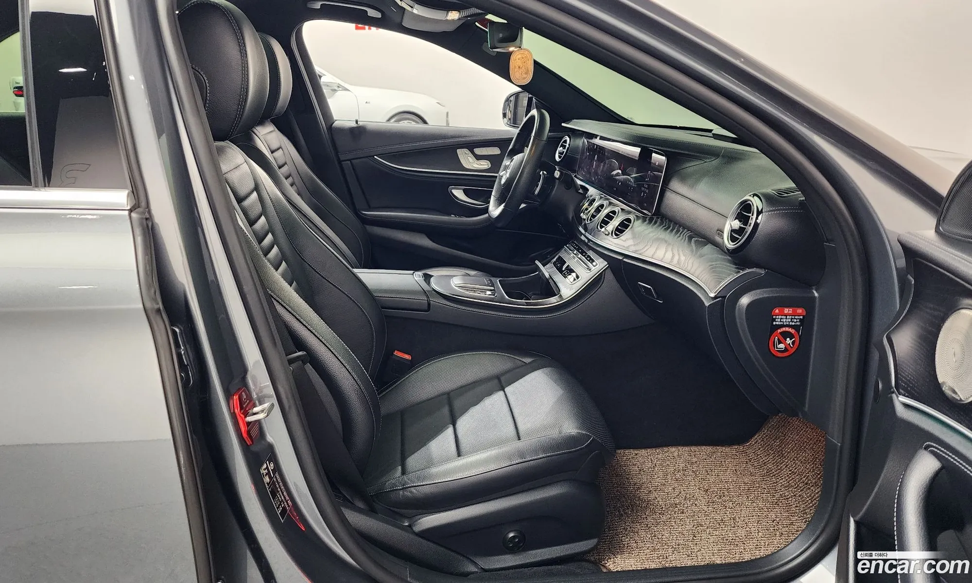 Mercedes-Benz E-Class W213 2022 — 8