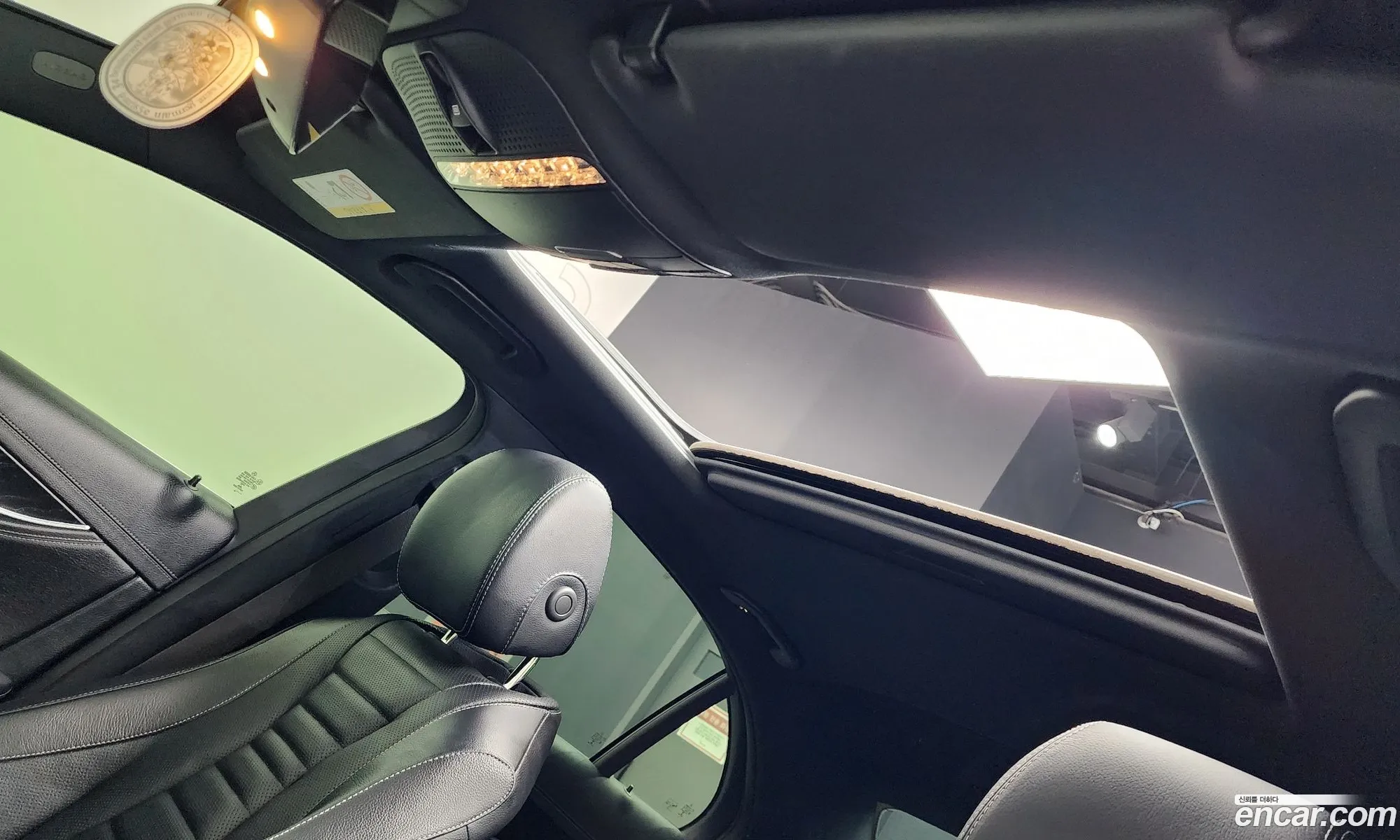 Mercedes-Benz E-Class W213 2022 — 29