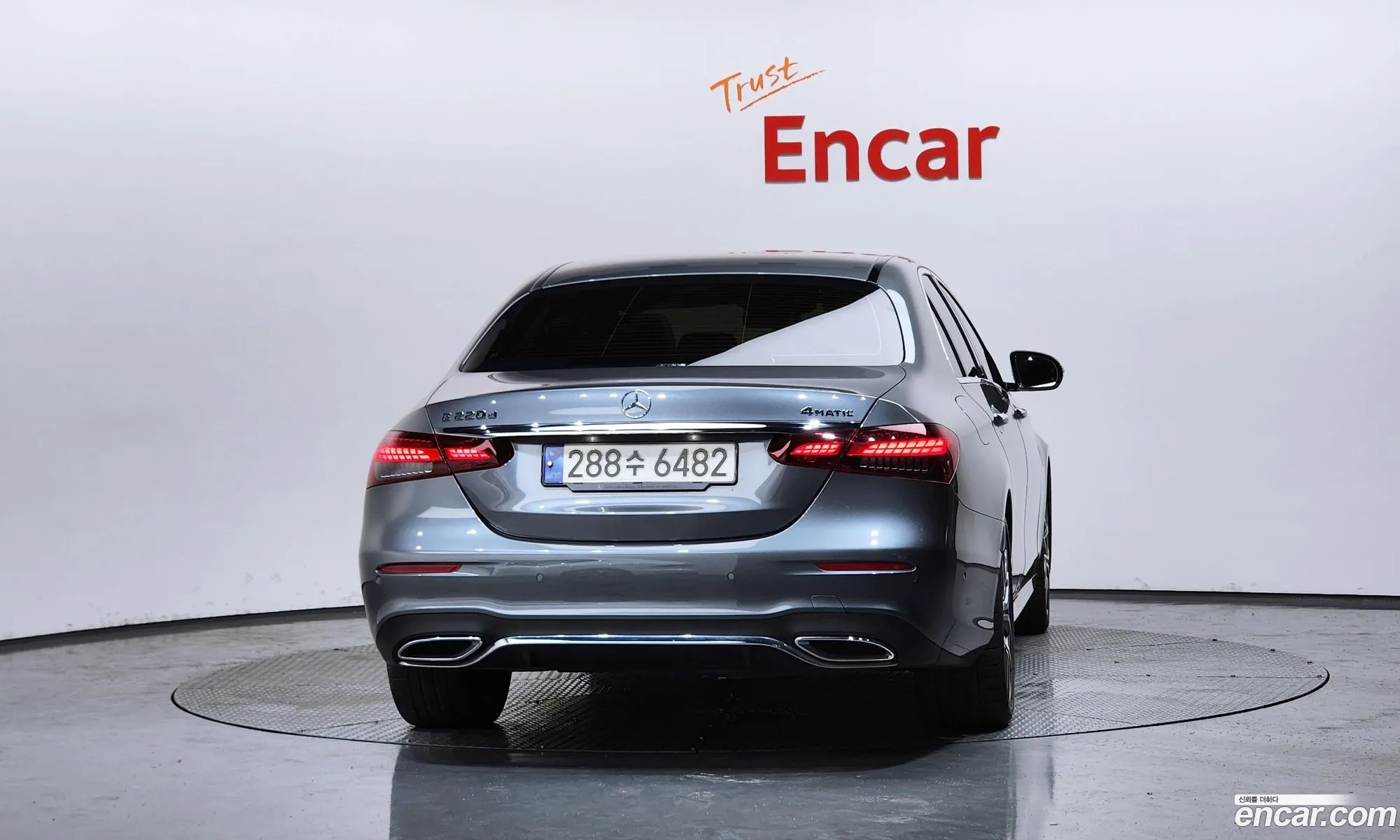 Mercedes-Benz E-Class W213 2022 — 23