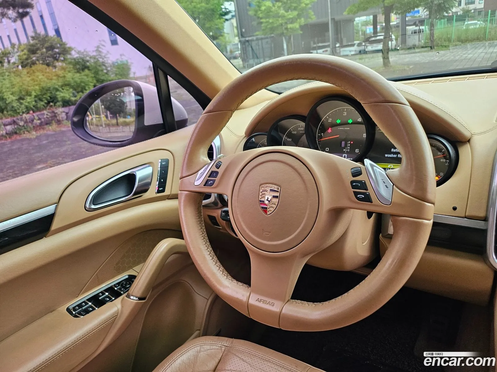 Porsche Cayenne 2011 — 4