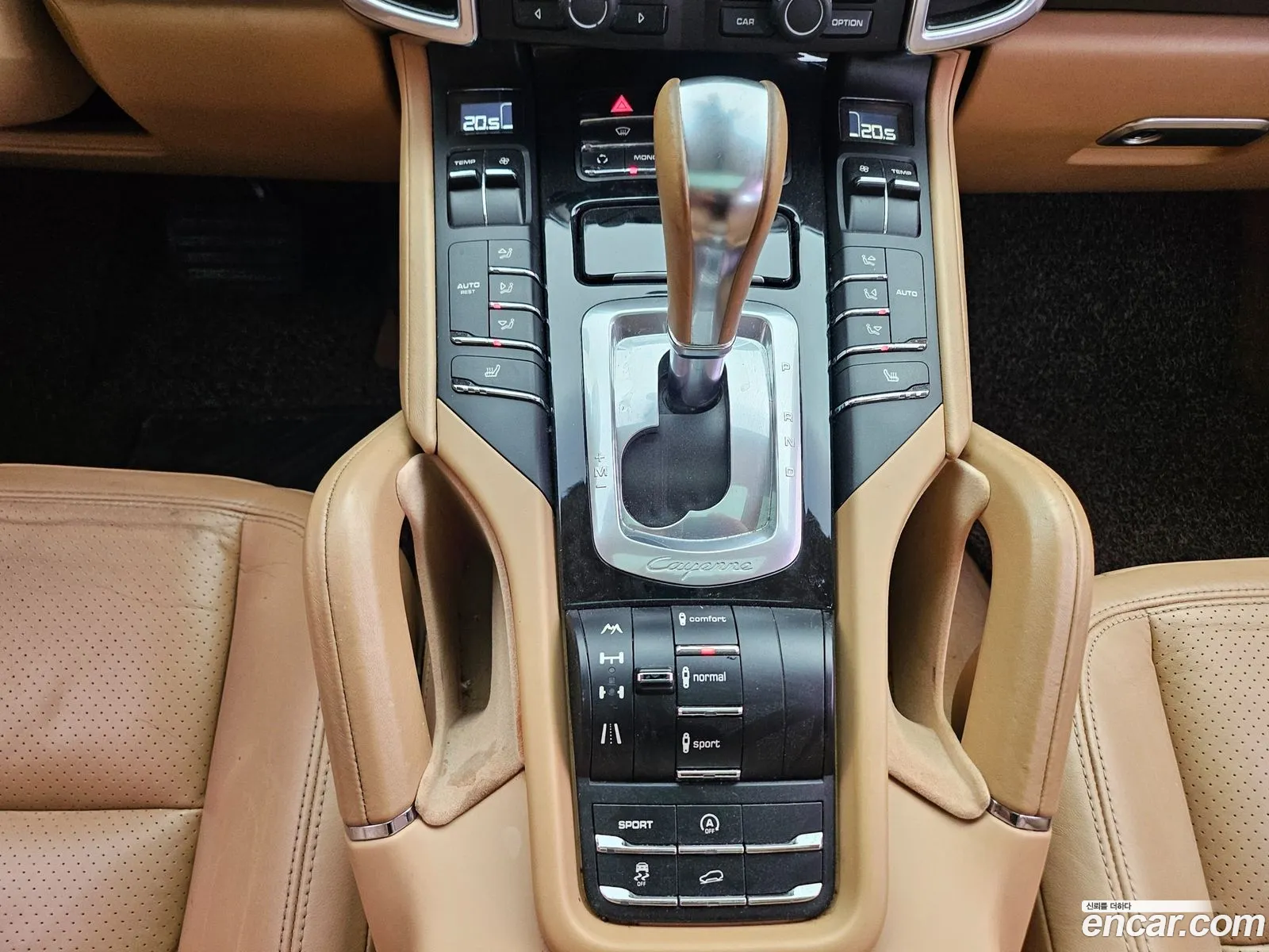 Porsche Cayenne 2011 — 14