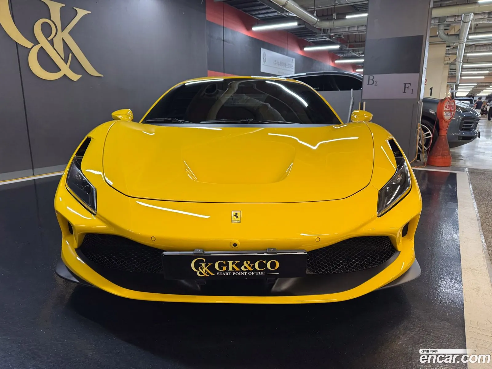 Ferrari F8 Tributo 2021 — 10