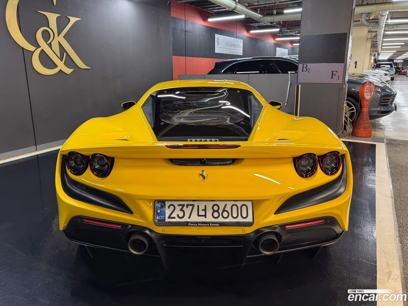 Ferrari F8 Tributo 2021 — 19