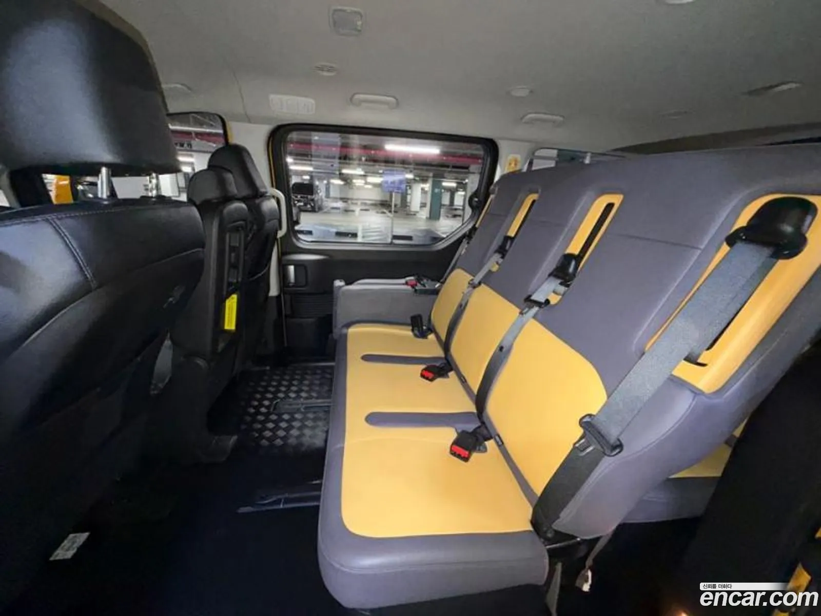 Hyundai Staria 2022 — 12
