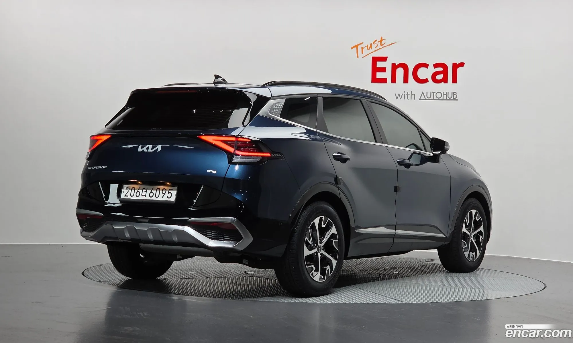 Kia Sportage Hybrid 2023 — 5