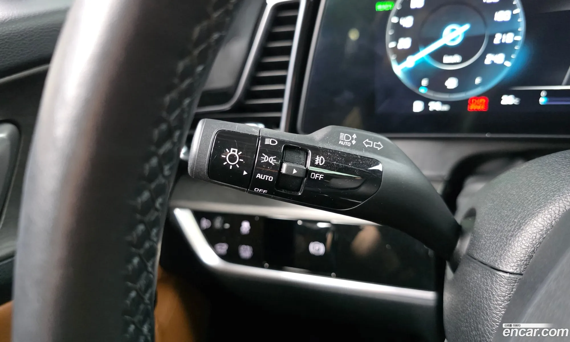 Kia Sportage Hybrid 2023 — 23