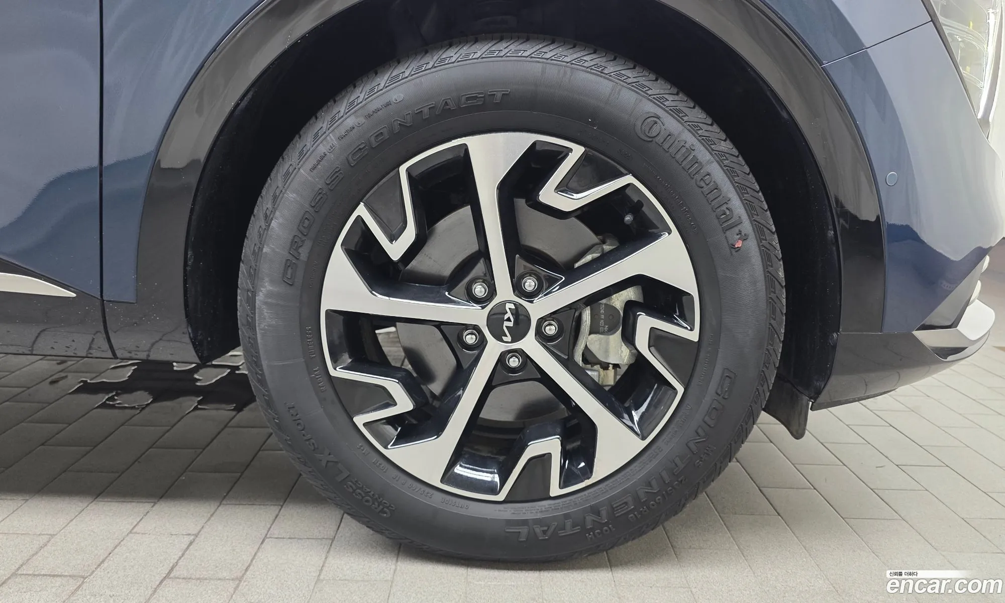 Kia Sportage Hybrid 2023 — 17