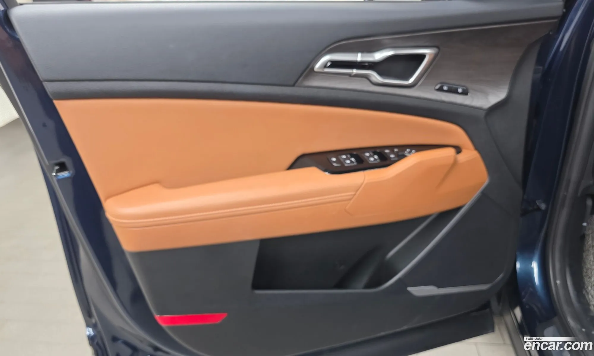 Kia Sportage Hybrid 2023 — 3