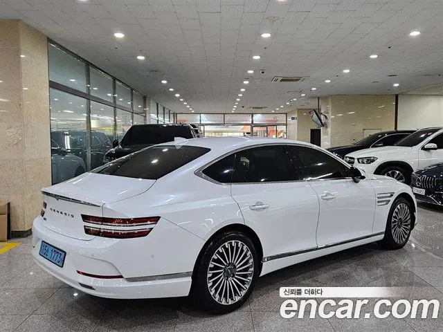 Genesis Electrified G80 2022 — 2