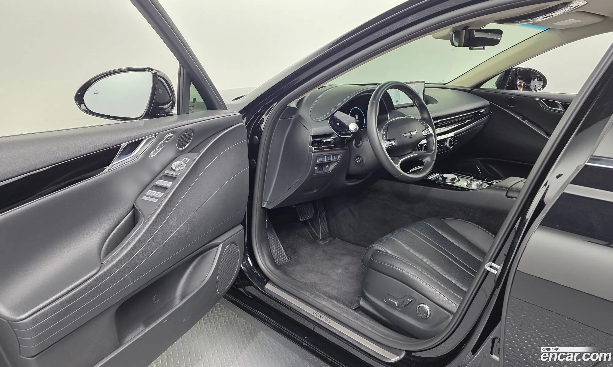 Genesis G80 2023 — 12