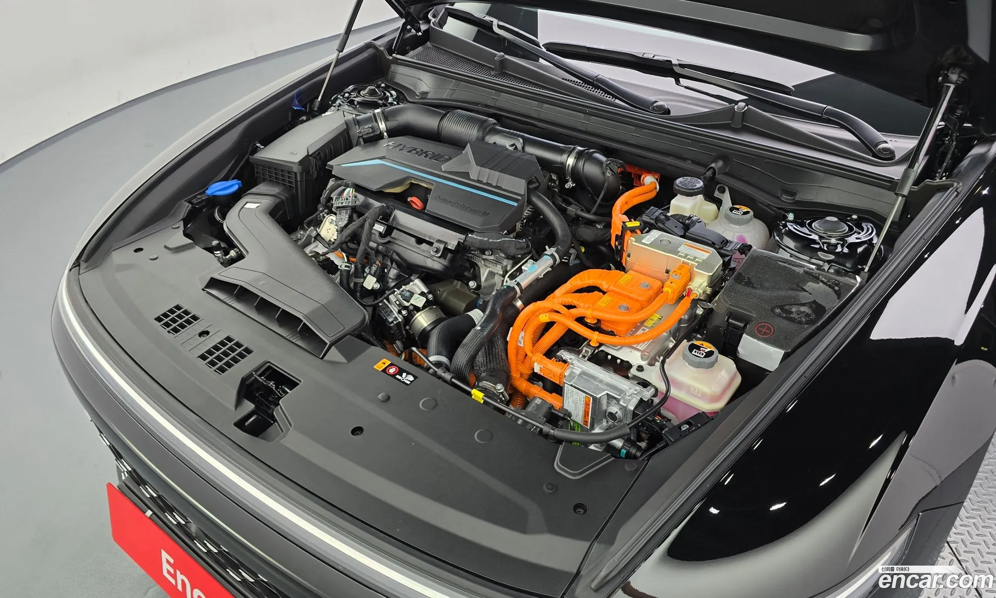 Hyundai Grandeur Hybrid 2024 — 16