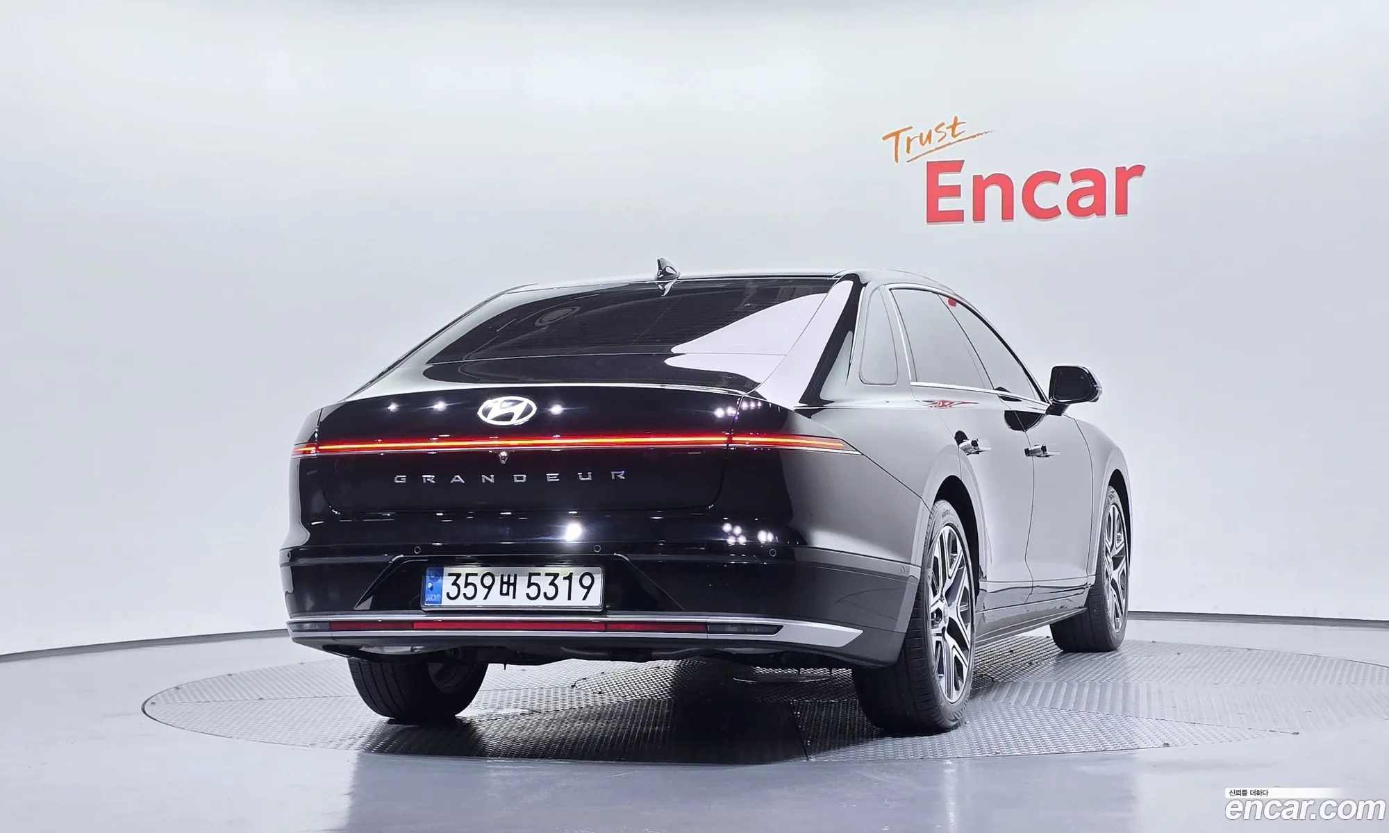 Hyundai Grandeur Hybrid 2024 — 12