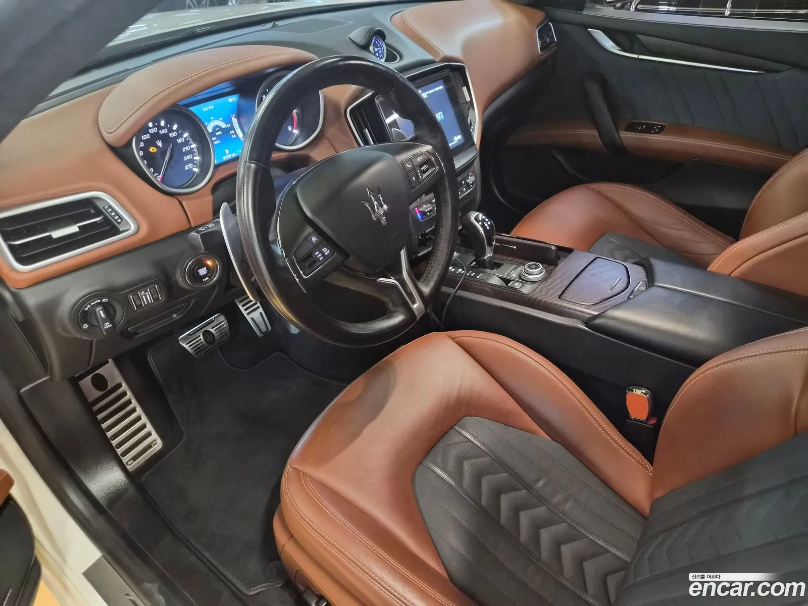 Maserati Ghibli 2017 — 18