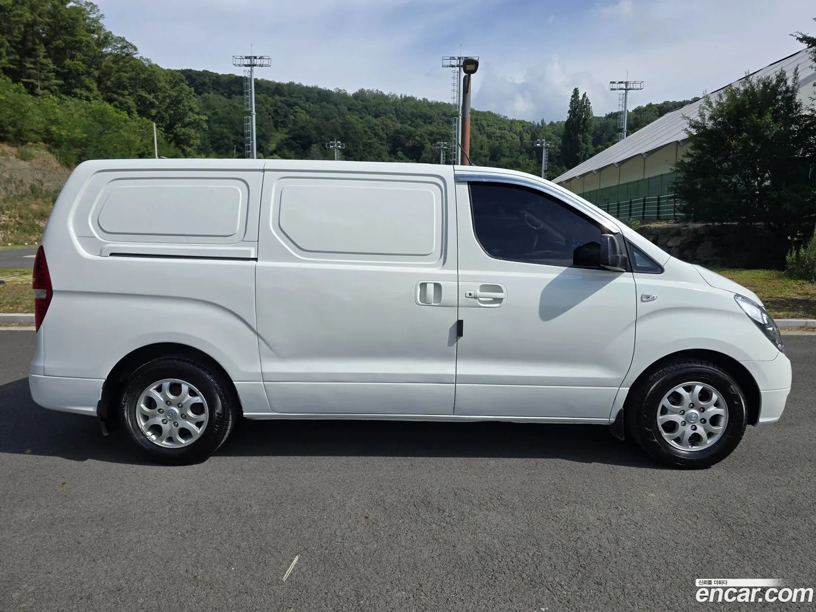 Hyundai Grand Starex 2010 — 10