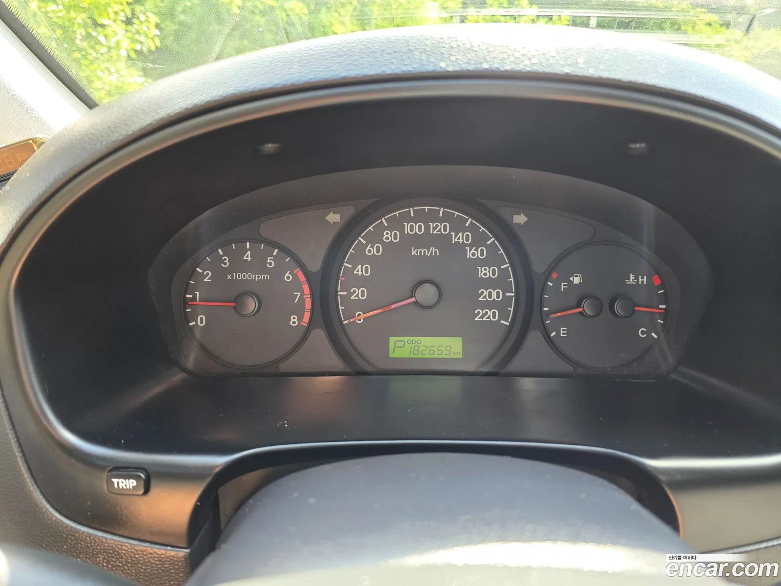 Hyundai Grand Starex 2010 — 18