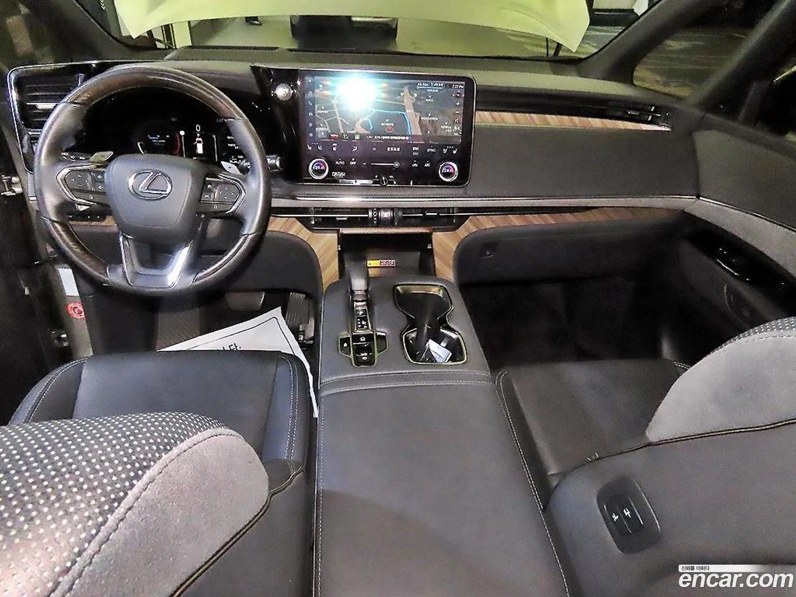 Lexus LM 2025 — 6