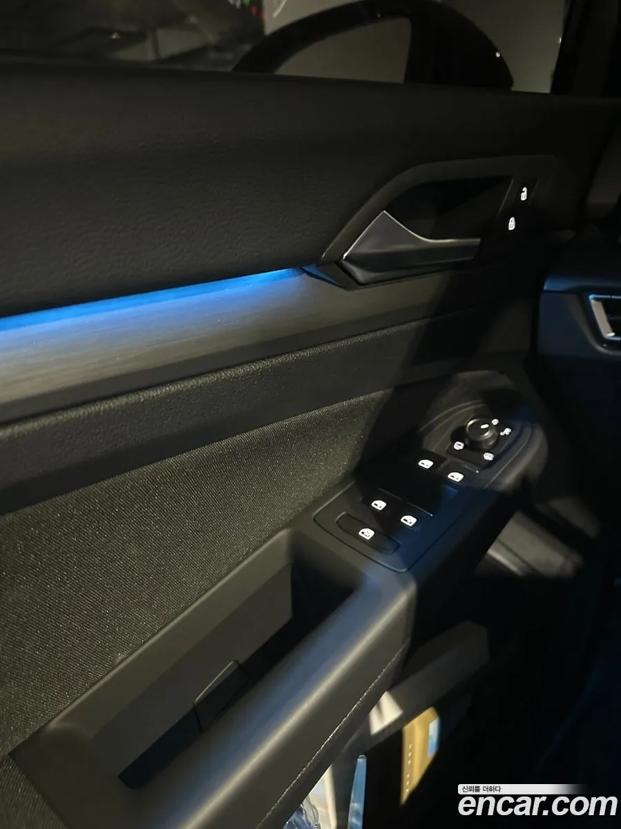 Volkswagen Golf 8th Gen 2022 — 2