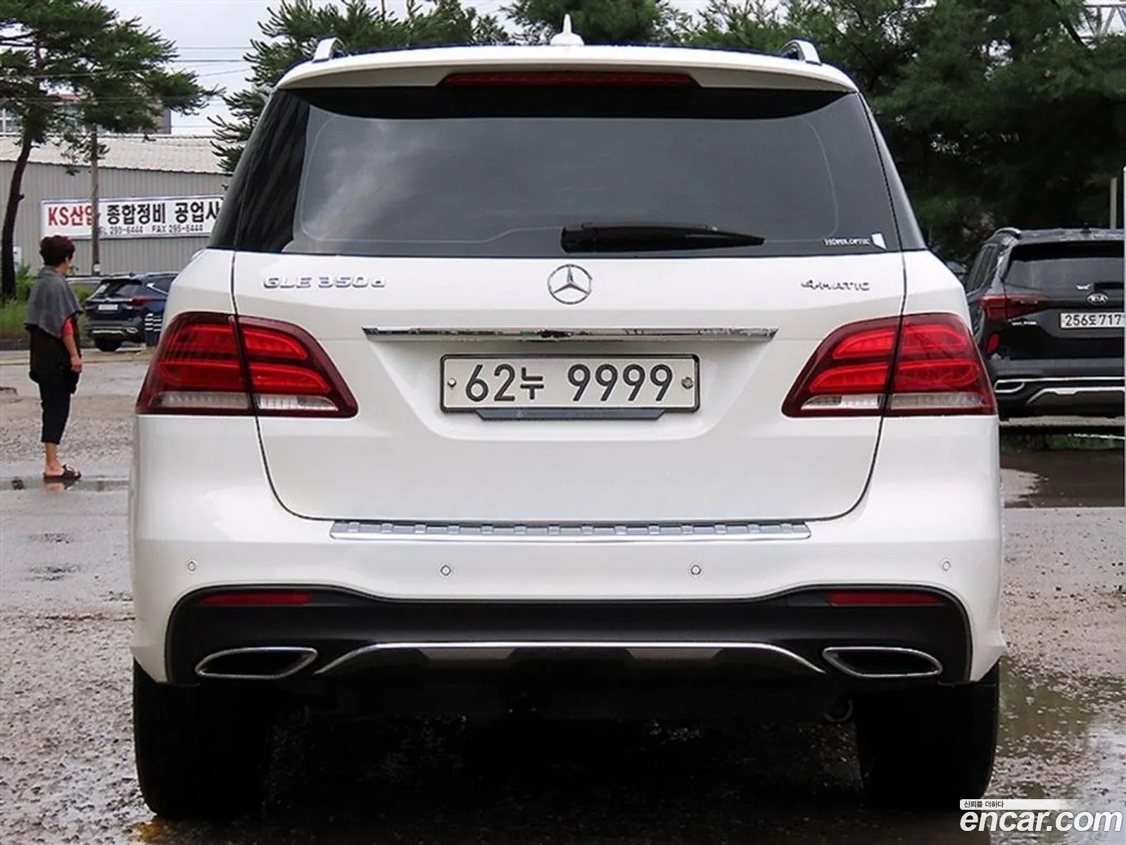 Mercedes-Benz GLE-Class W166 2017 — 10