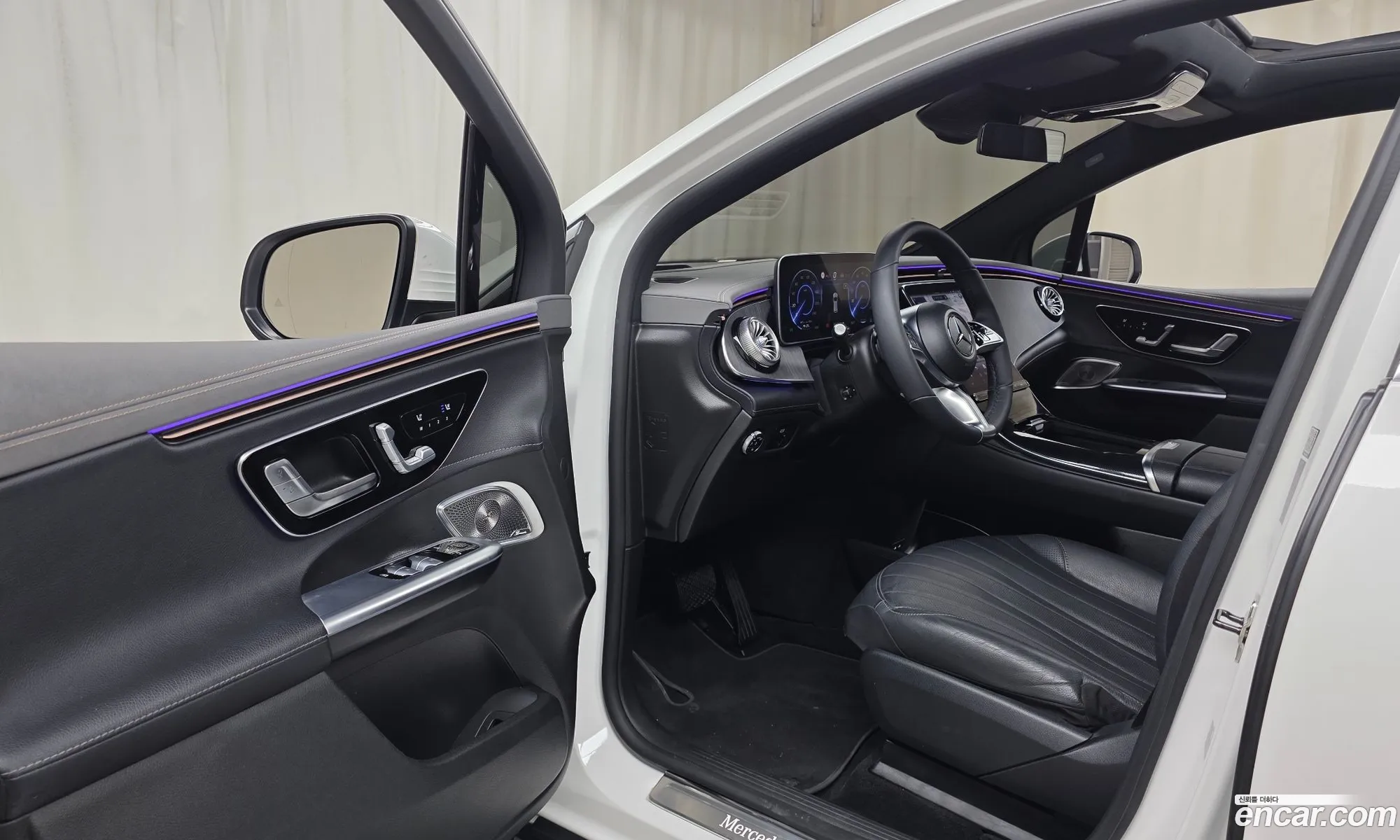 Mercedes-Benz EQE SUV X294 2023 — 31