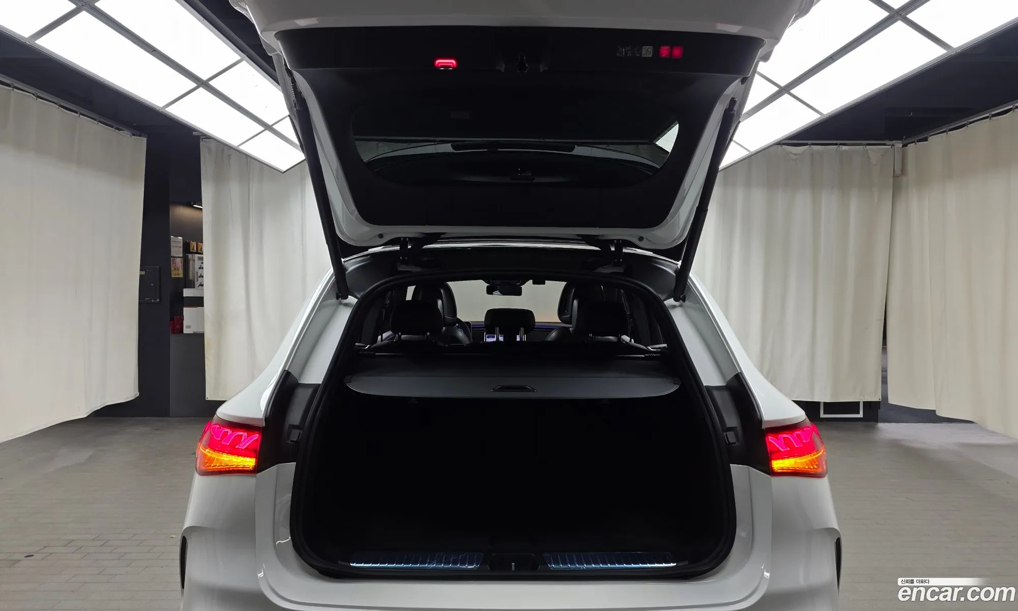 Mercedes-Benz EQE SUV X294 2023 — 23