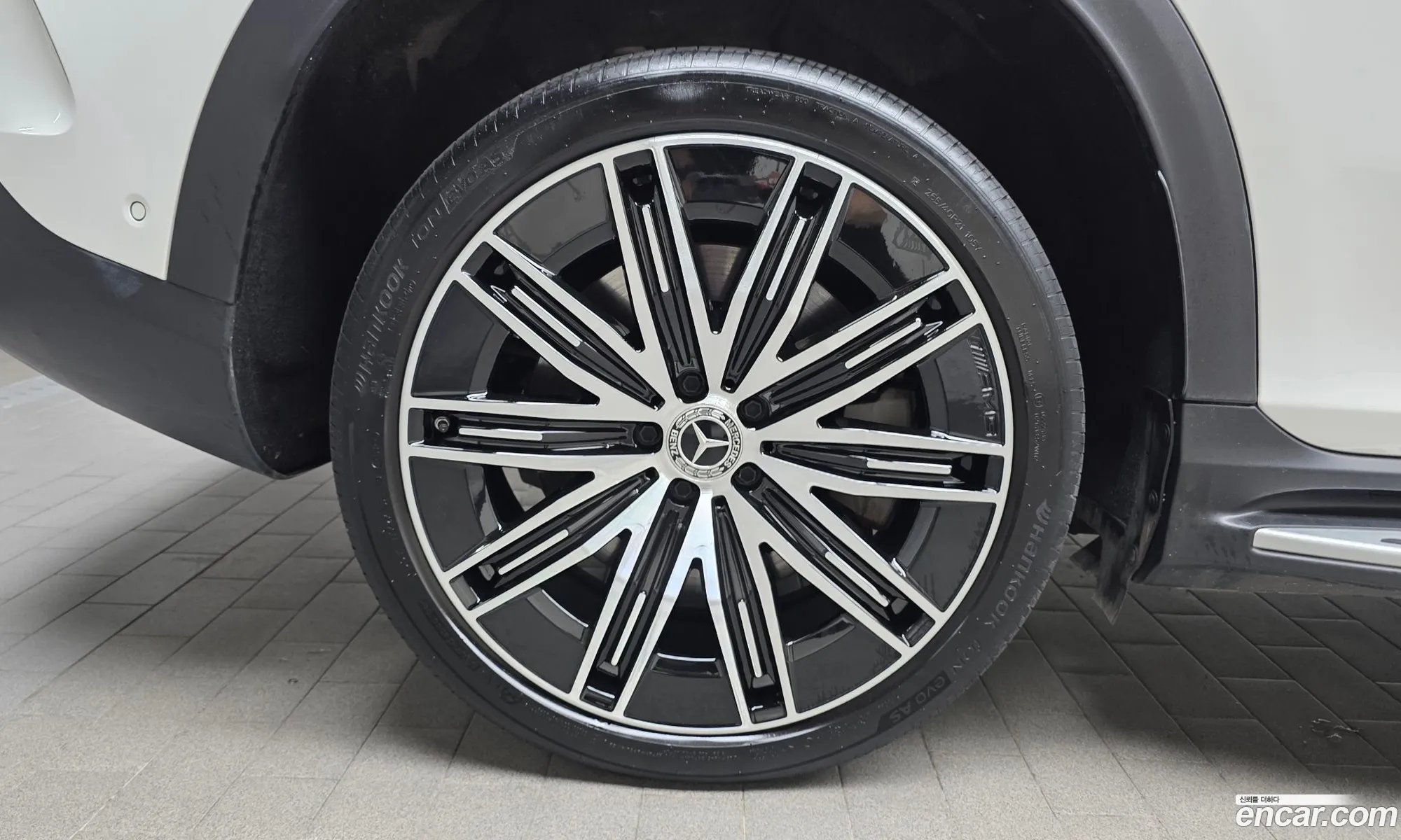 Mercedes-Benz EQE SUV X294 2023 — 29