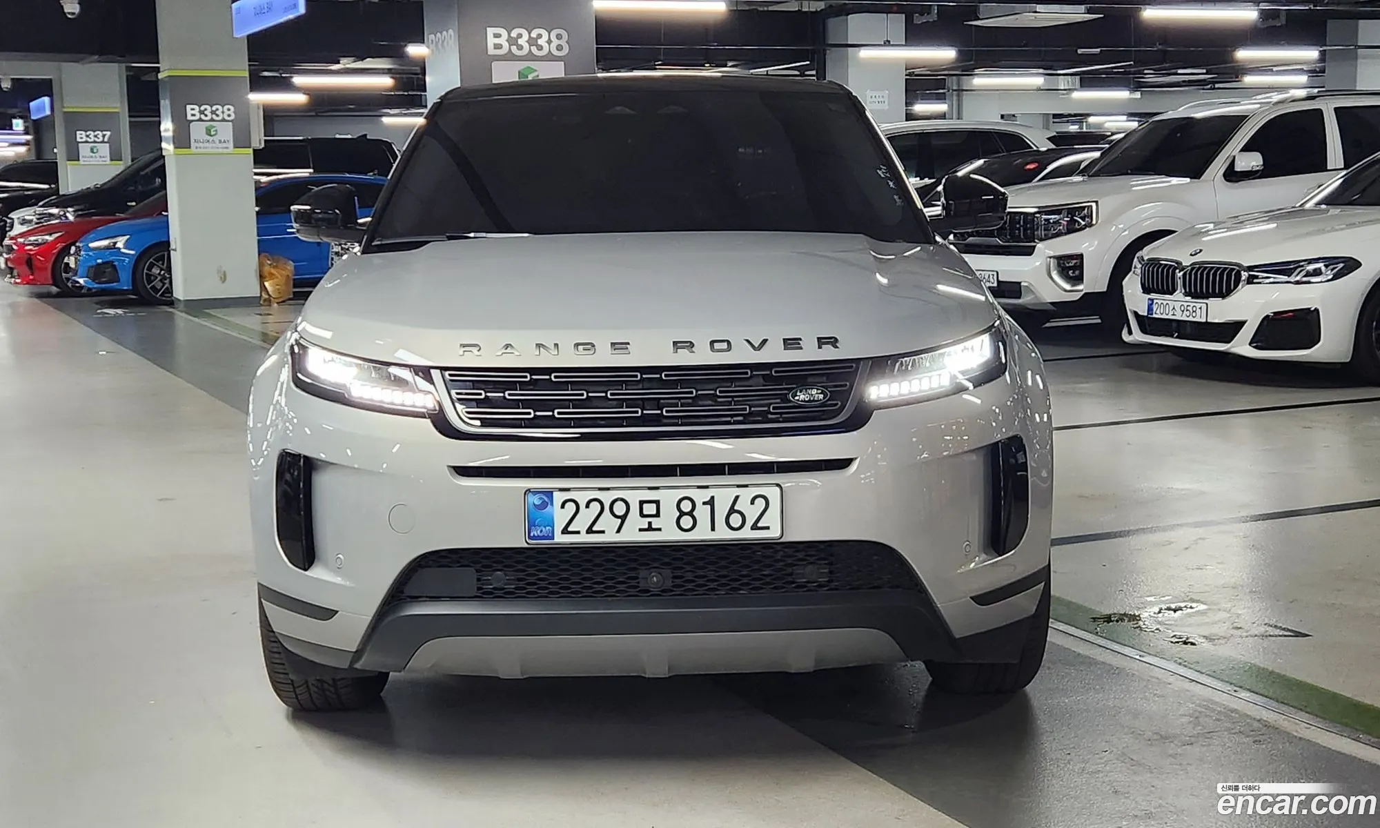Land Rover Range Rover Evoque 2025 — 16