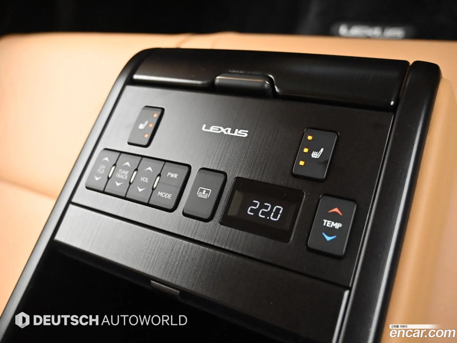 Lexus ES300h 7th Gen 2021 — 10