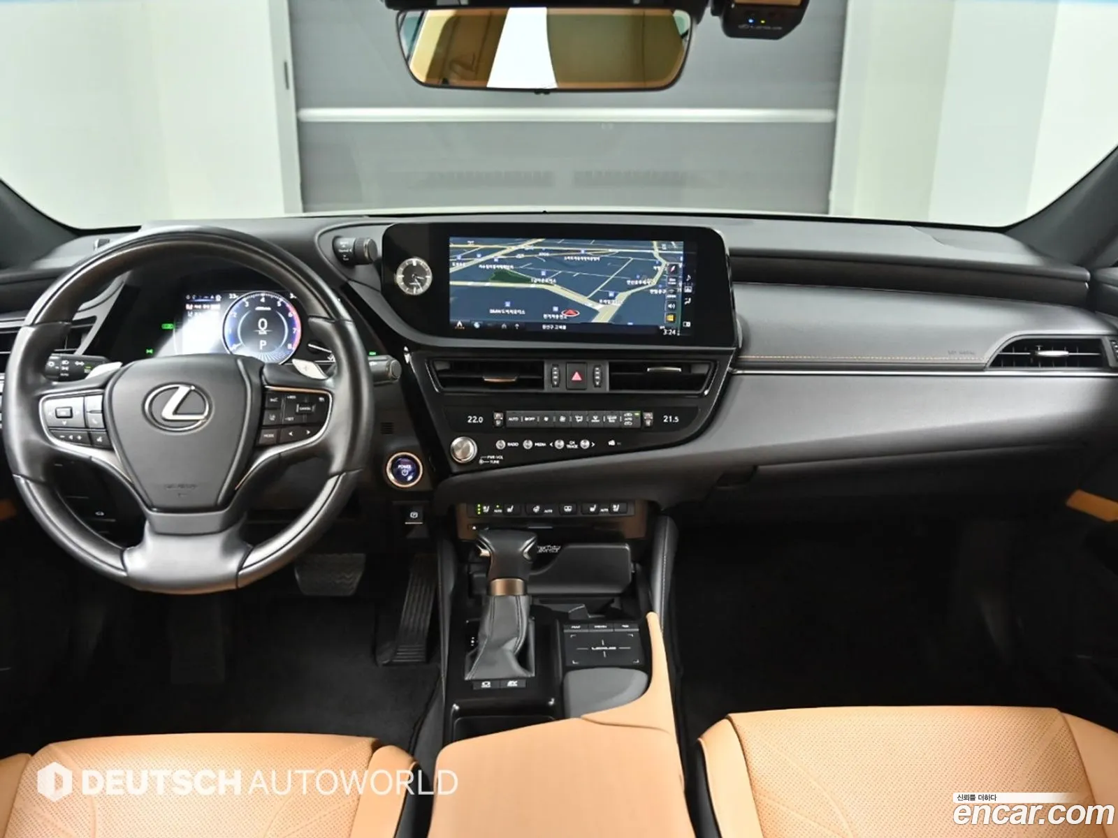 Lexus ES300h 7th Gen 2021 — 11
