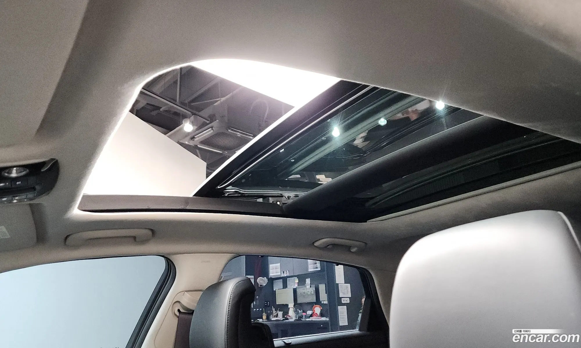 Kia K8 Hybrid 2022 — 38