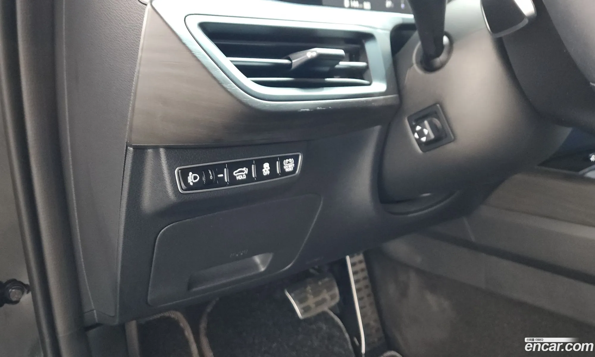 Kia K8 Hybrid 2022 — 29