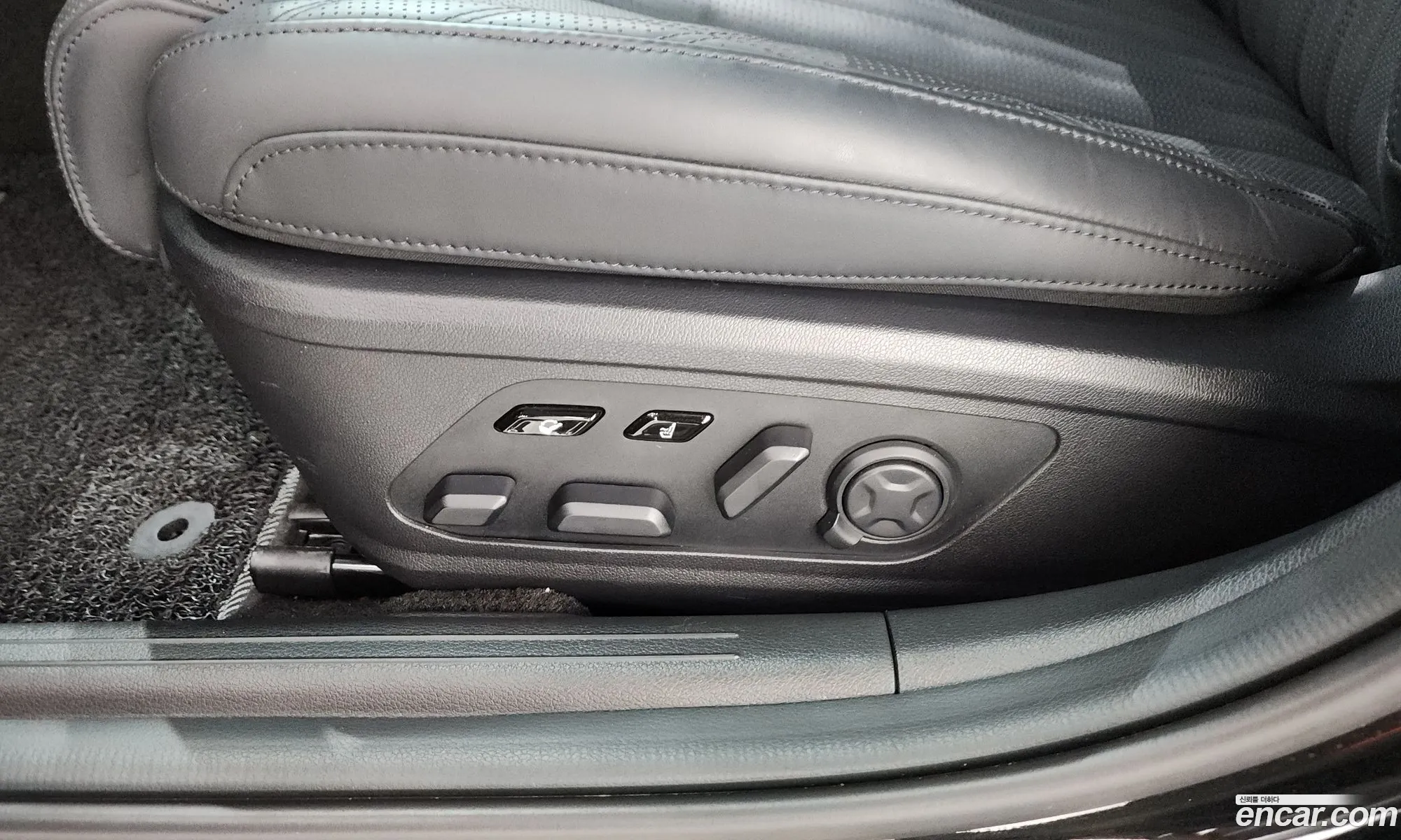 Kia K8 Hybrid 2022 — 24