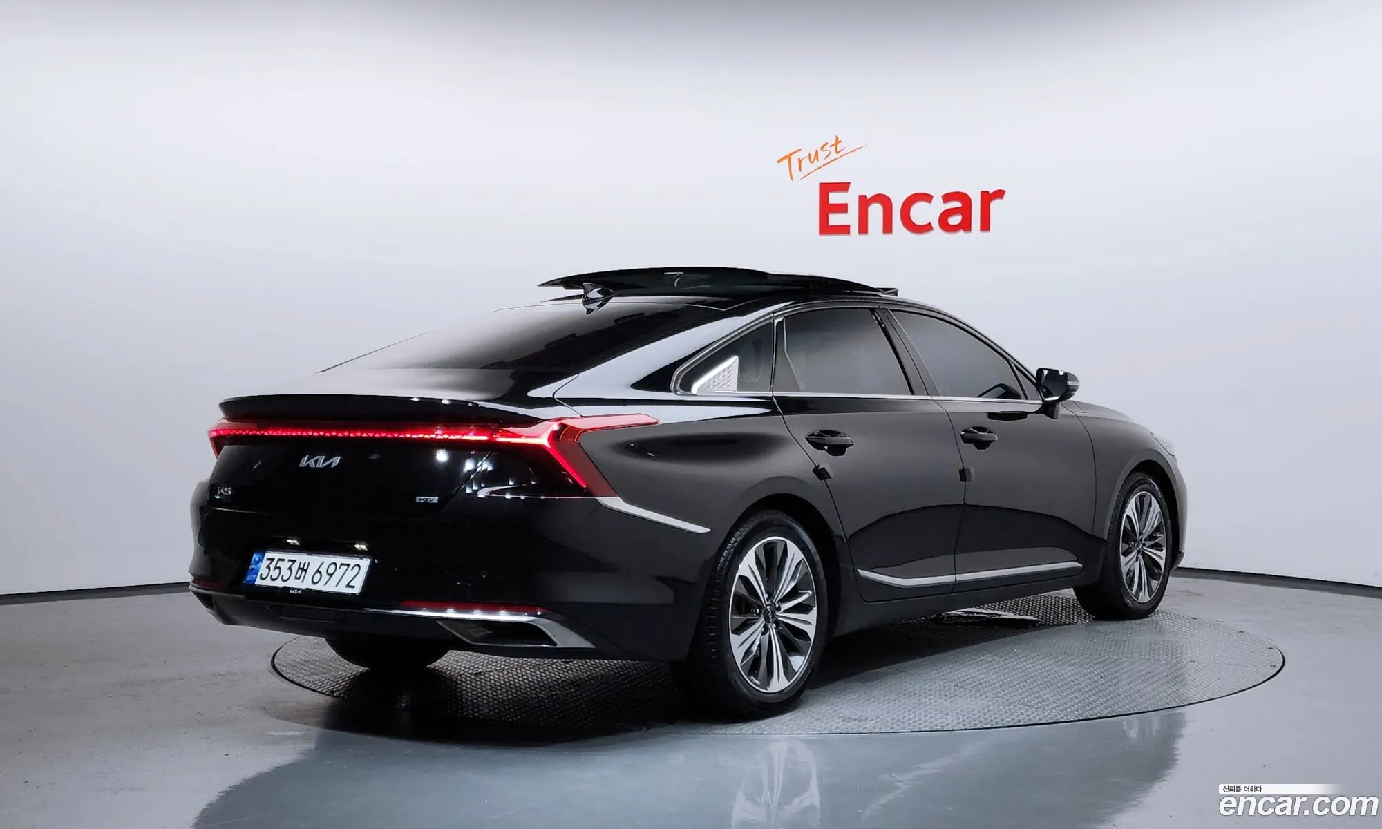 Kia K8 Hybrid 2022 — 5
