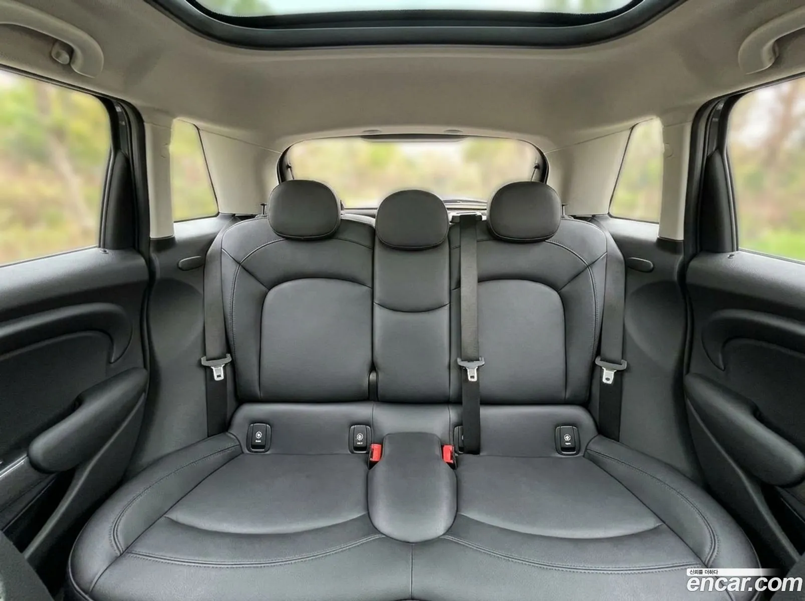 Mini Cooper D 2016 — 5