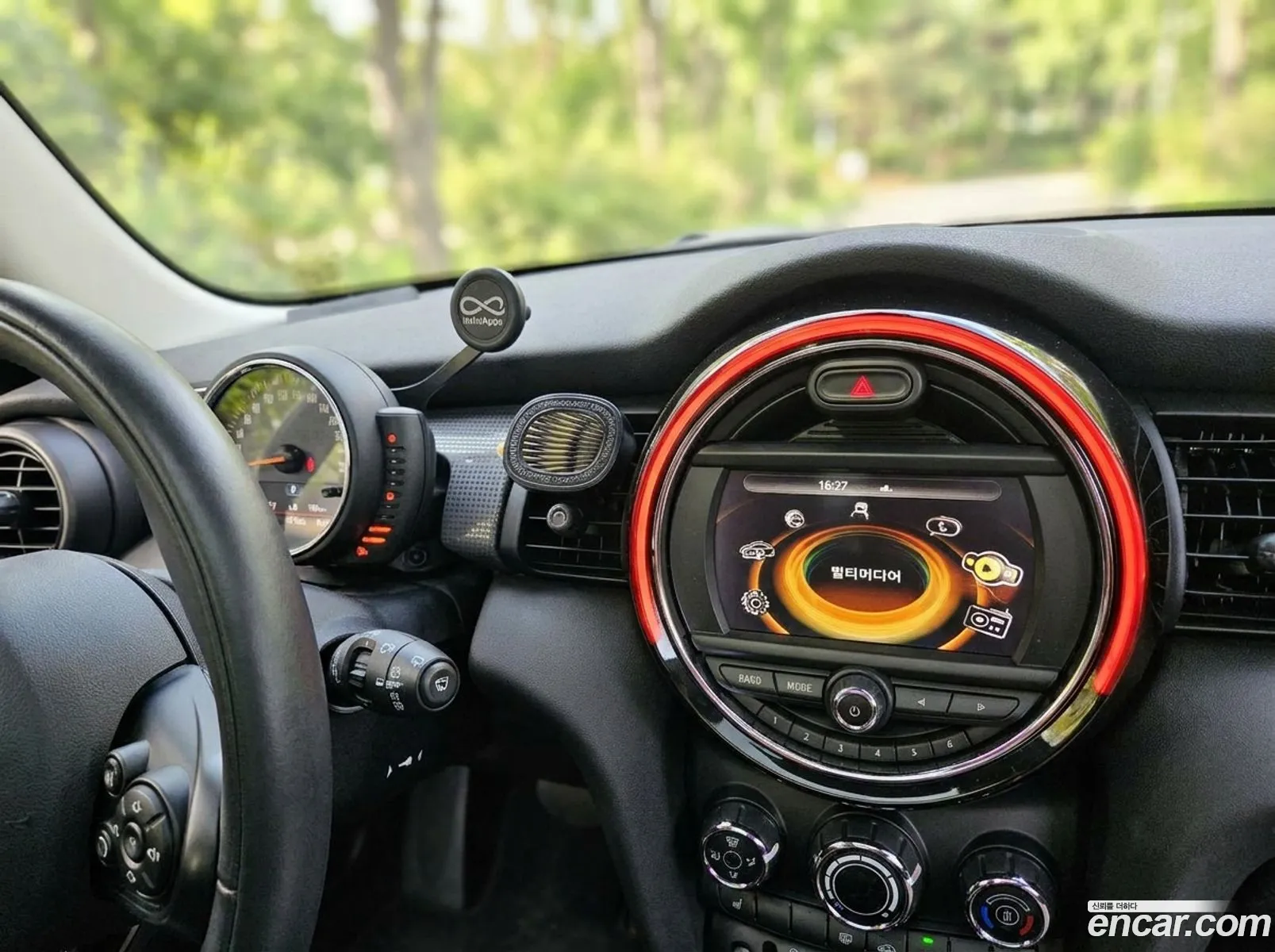 Mini Cooper D 2016 — 12