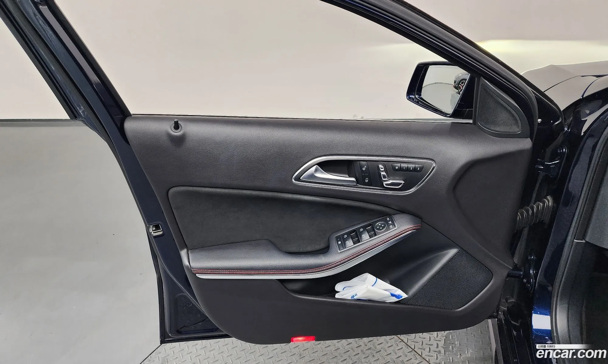 Mercedes-Benz A-Class W176 2018 — 12