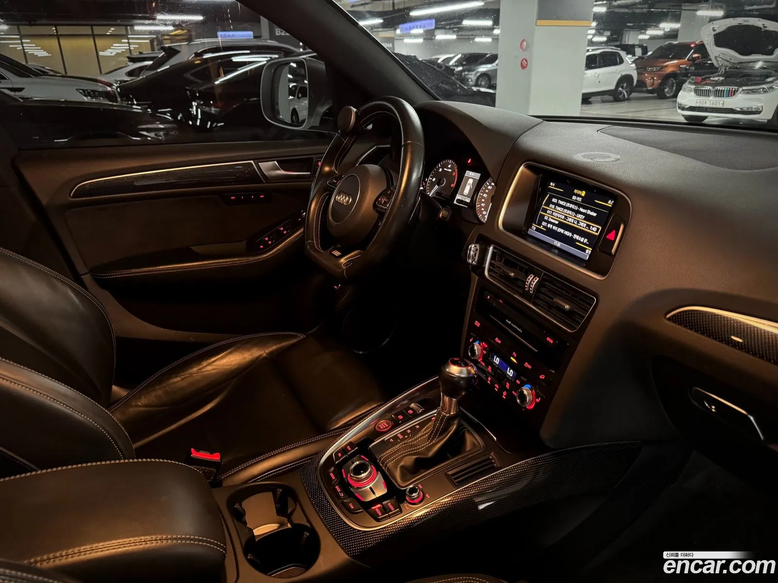 Audi SQ5 2016 — 10