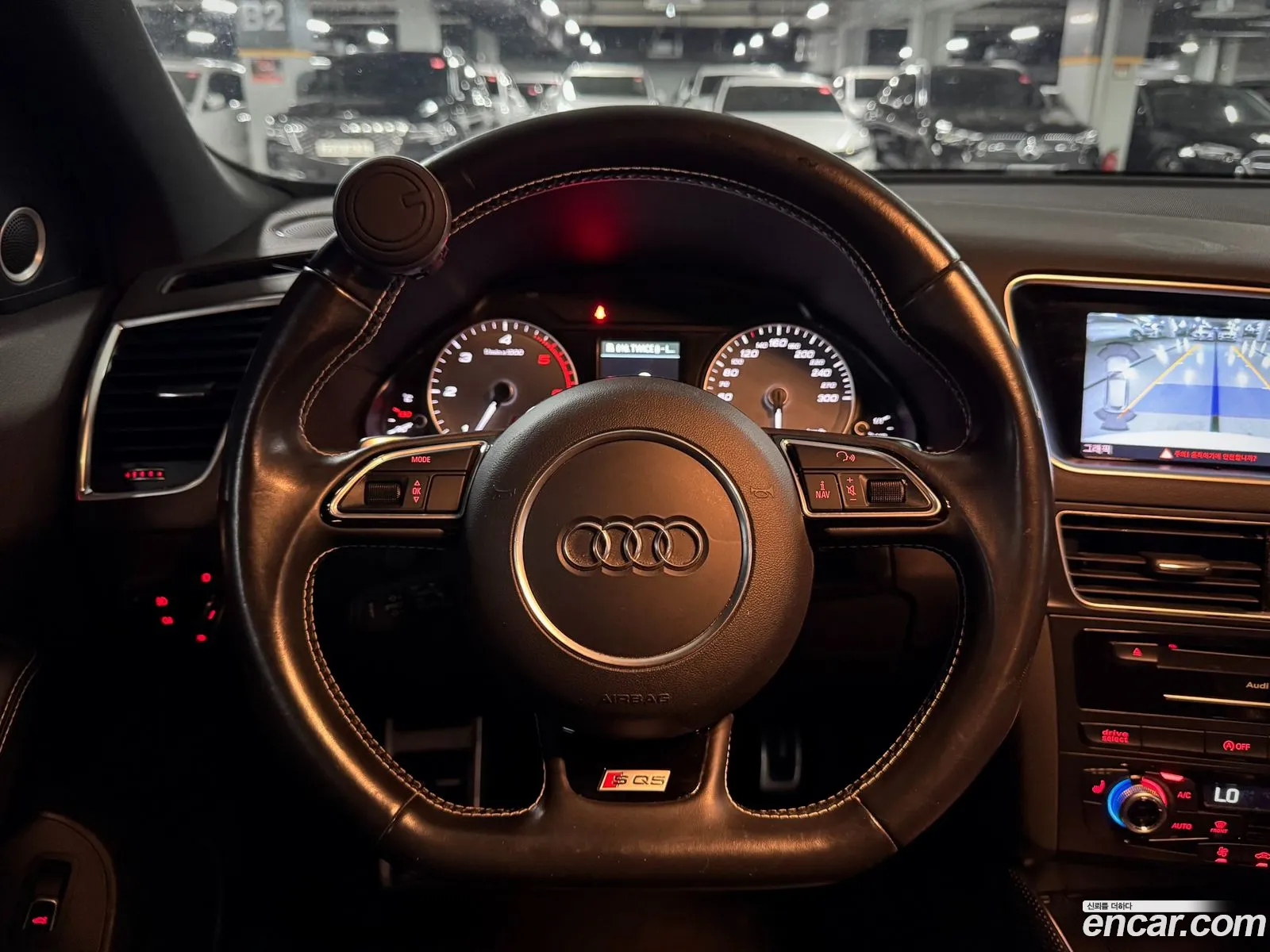 Audi SQ5 2016 — 11