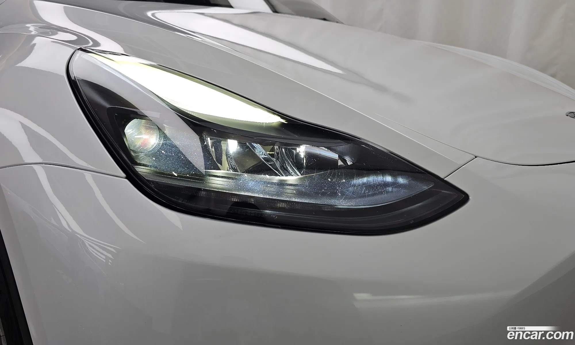Tesla Model Y 2023 — 12