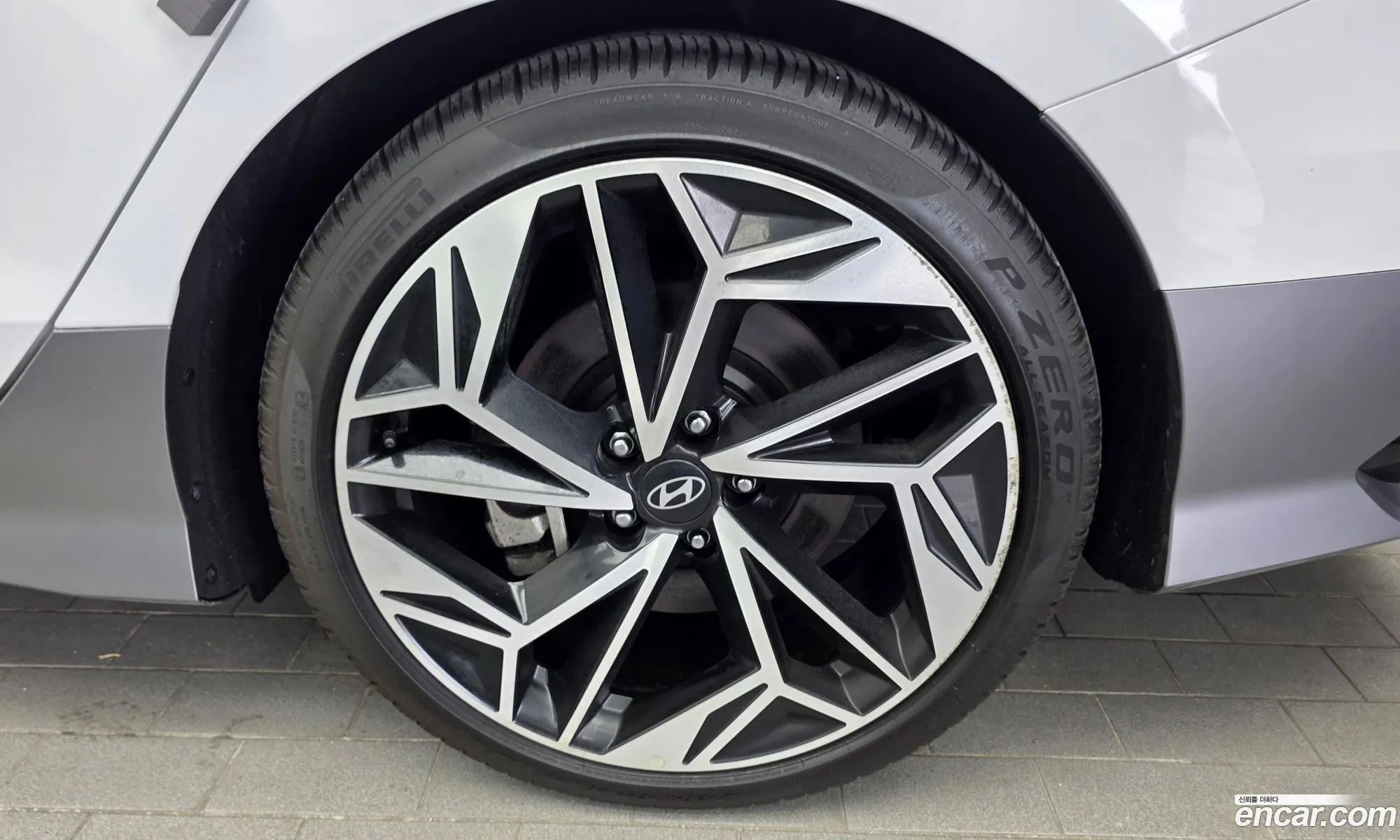 Hyundai Ioniq 6 2022 — 12