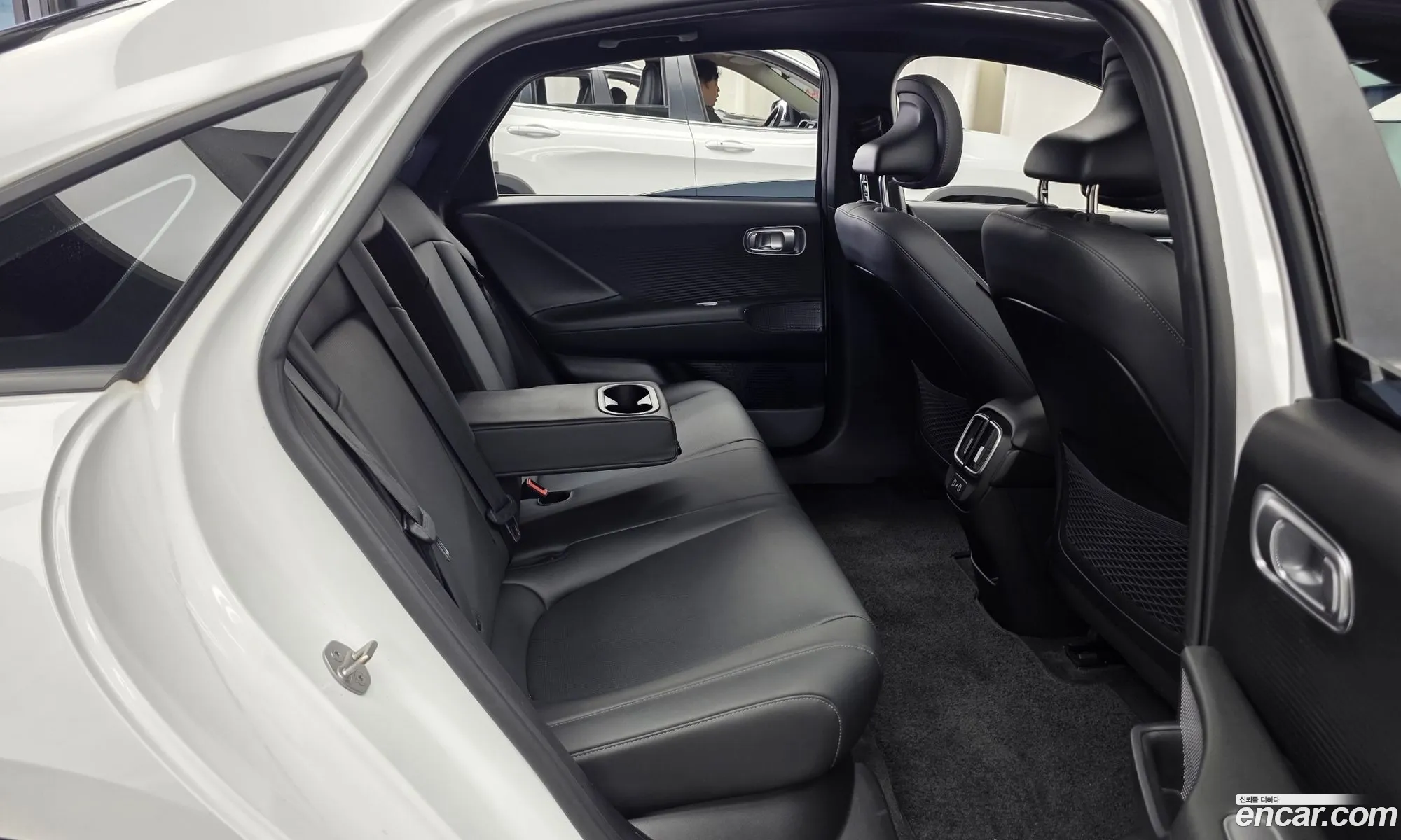 Hyundai Ioniq 6 2022 — 9