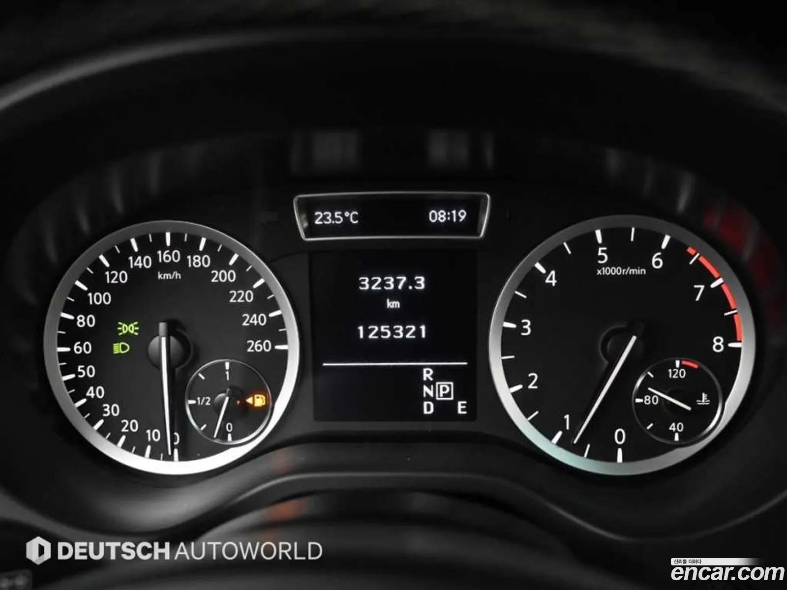 Infiniti Q30 2017 — 3